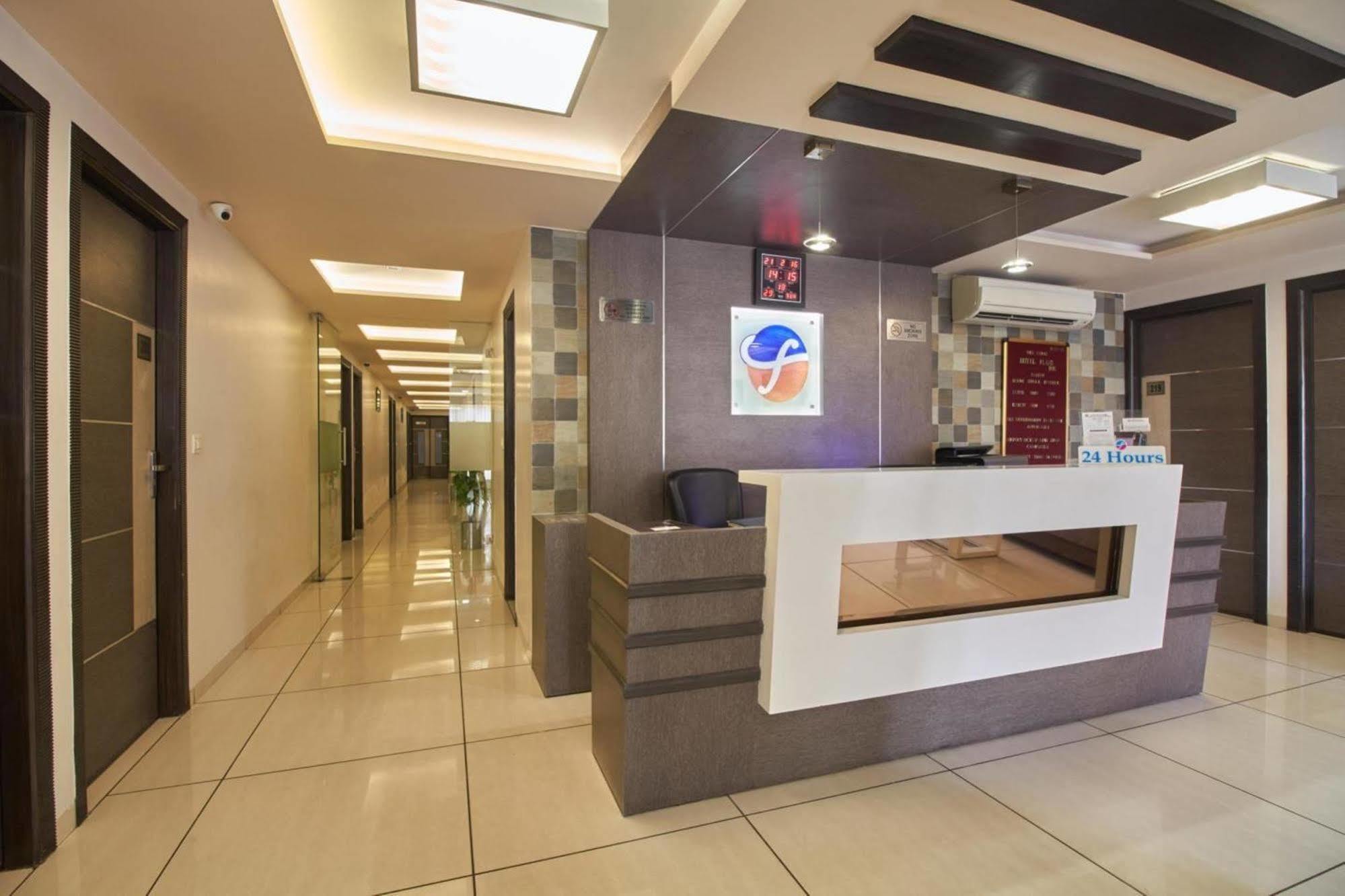 Hotel Flair Inn อาเมดาบัด ภายนอก รูปภาพ
